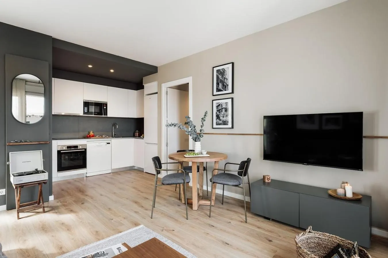 Roc - 2 Bedrooms In Poblenou Barcelona