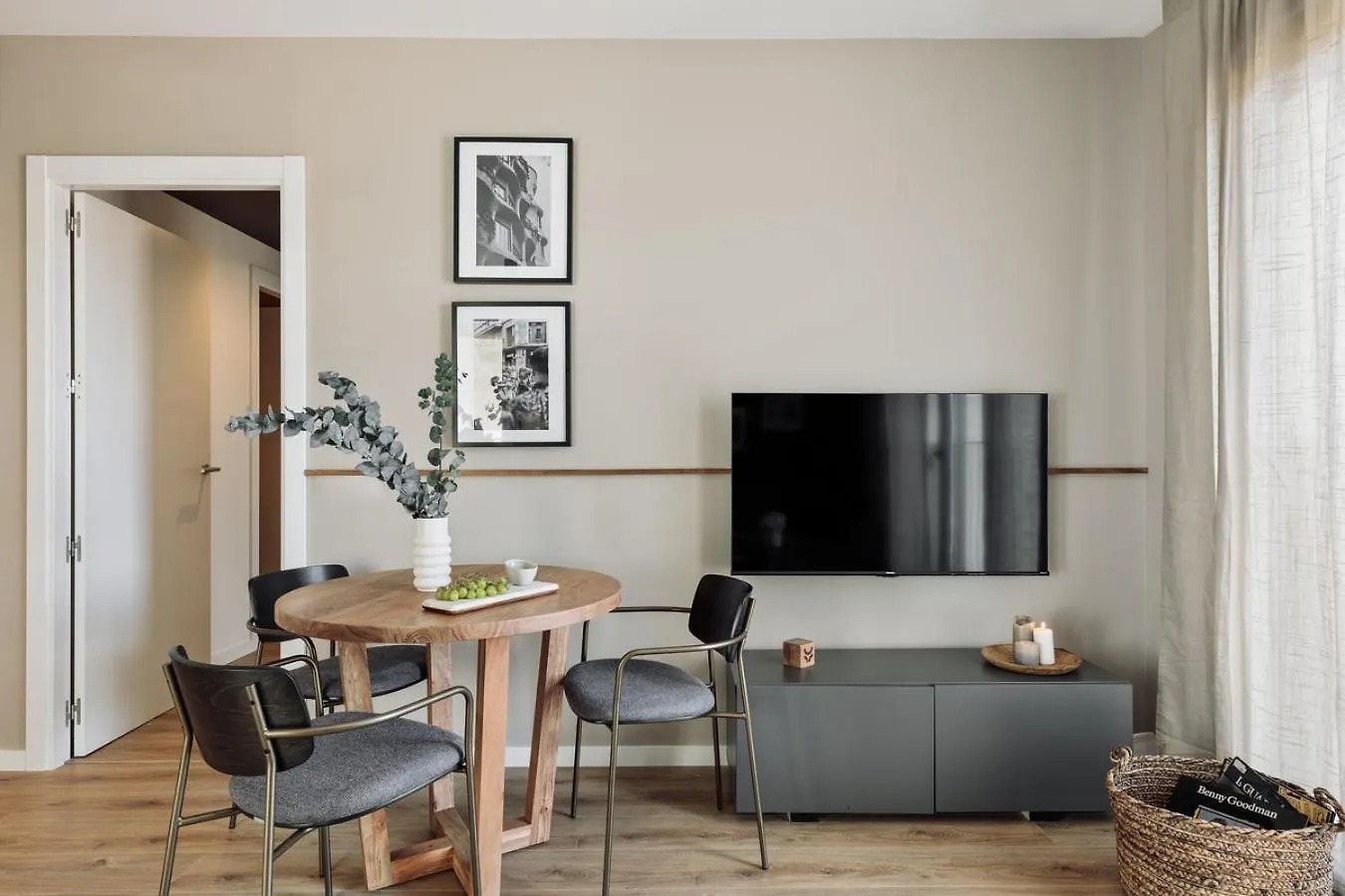 Roc - 2 Bedrooms In Poblenou Barcelona 0*,  Spain
